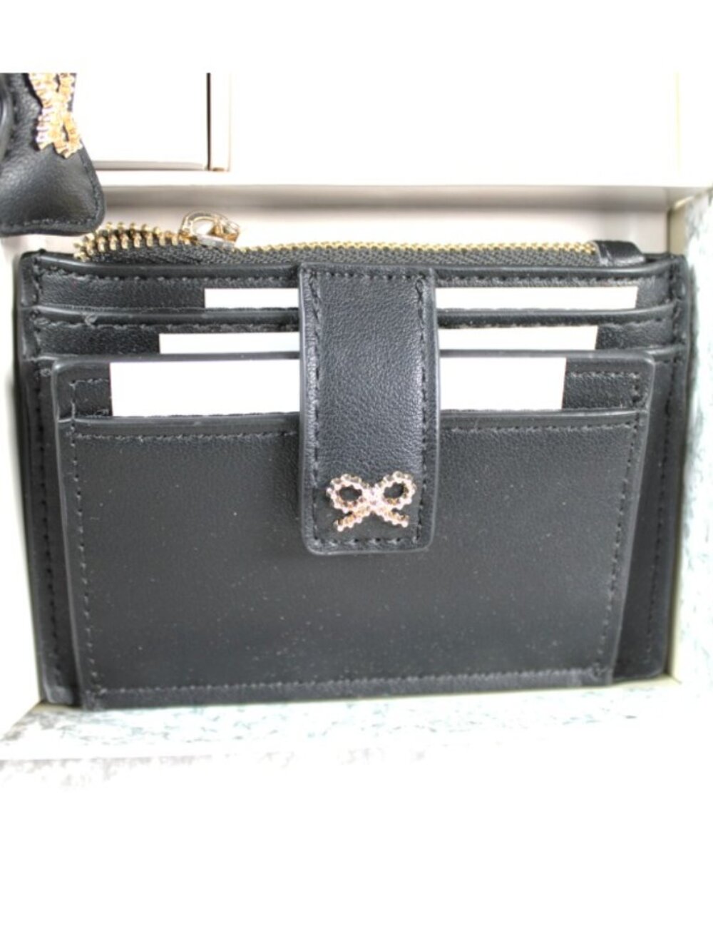 Sincerely Jules 3-Piece Gift Set Bow-Shaped Crossbody Purse, Card Wallet & Purse - Picture 5 of 6